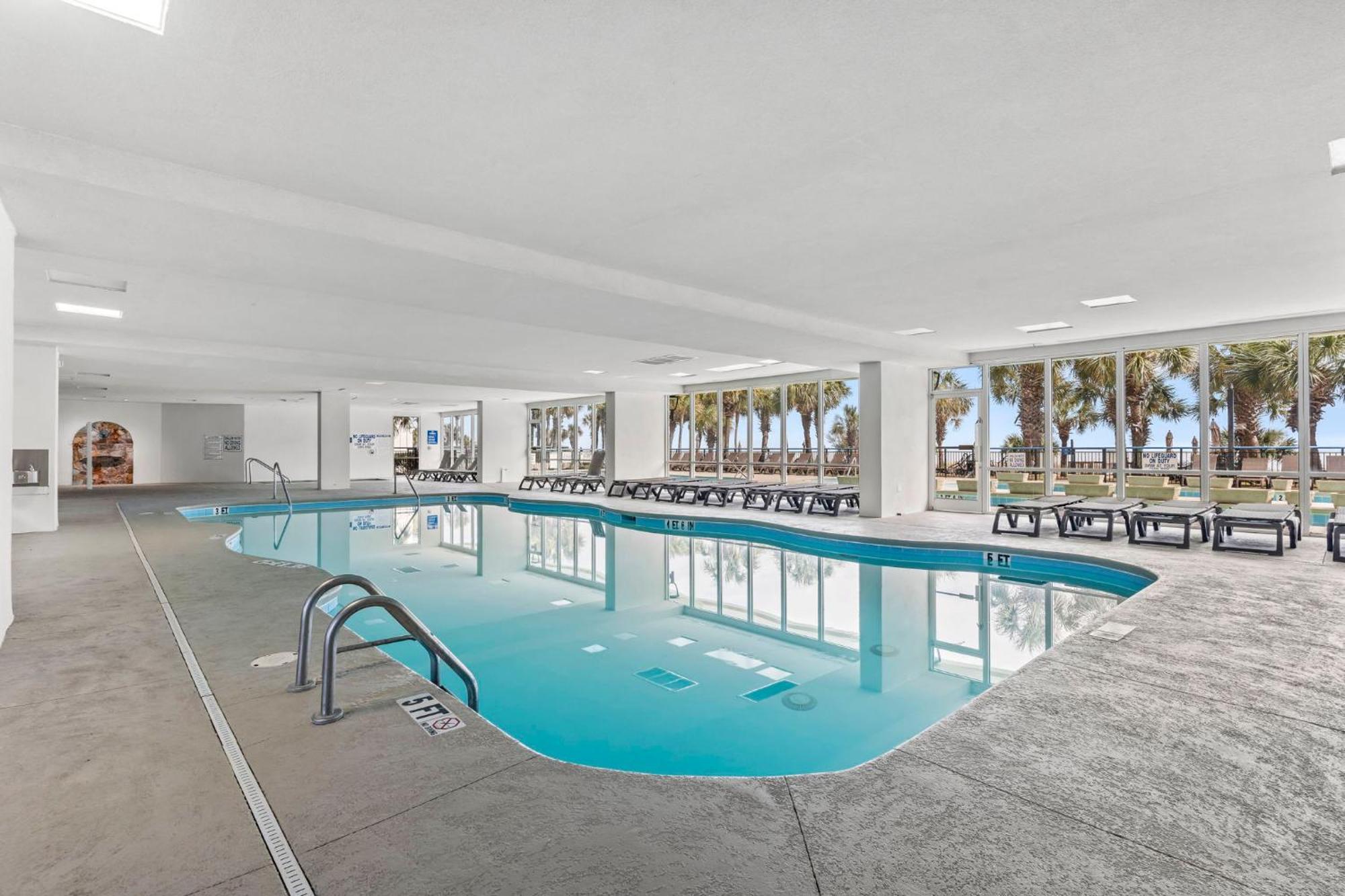 Recently Remodeled Double Queen Condo- Oceanfront Views! Boardwalk 135 マートルビーチ エクステリア 写真