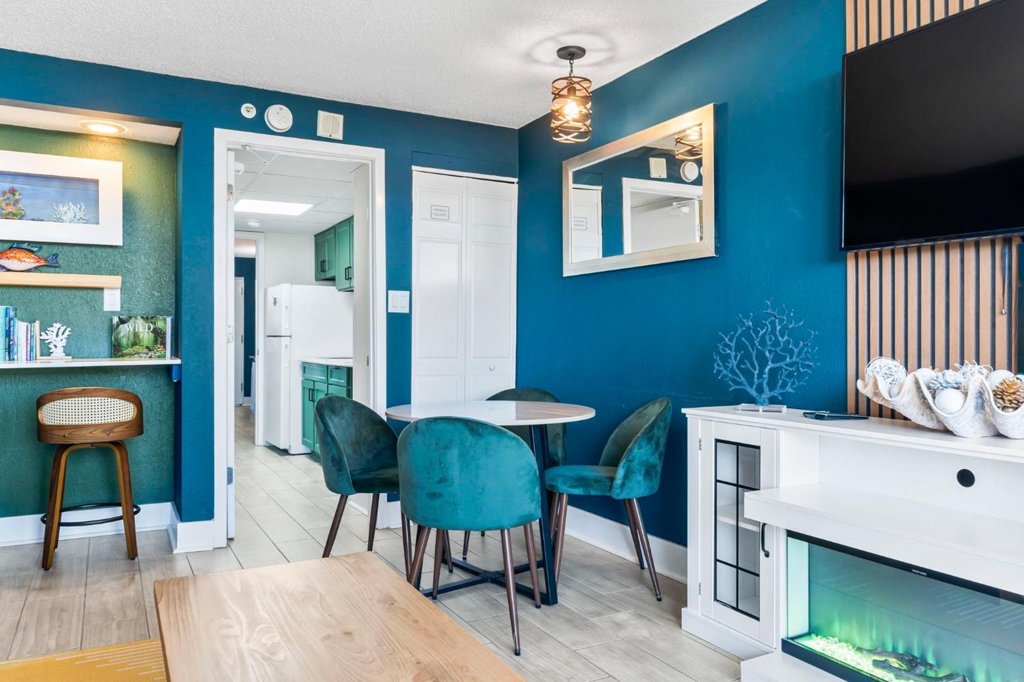 Recently Remodeled Double Queen Condo- Oceanfront Views! Boardwalk 135 マートルビーチ エクステリア 写真