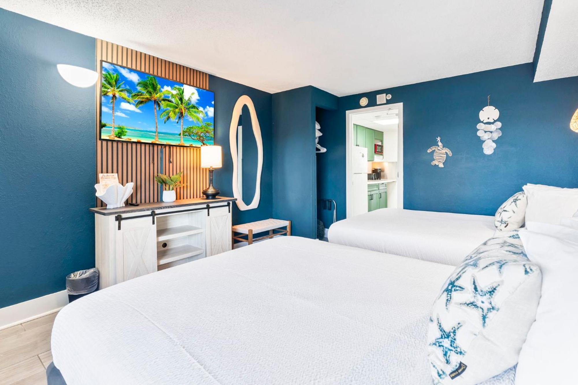 Recently Remodeled Double Queen Condo- Oceanfront Views! Boardwalk 135 マートルビーチ エクステリア 写真