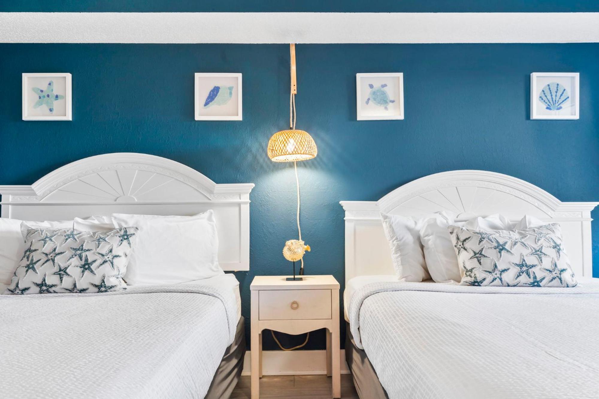 Recently Remodeled Double Queen Condo- Oceanfront Views! Boardwalk 135 マートルビーチ エクステリア 写真