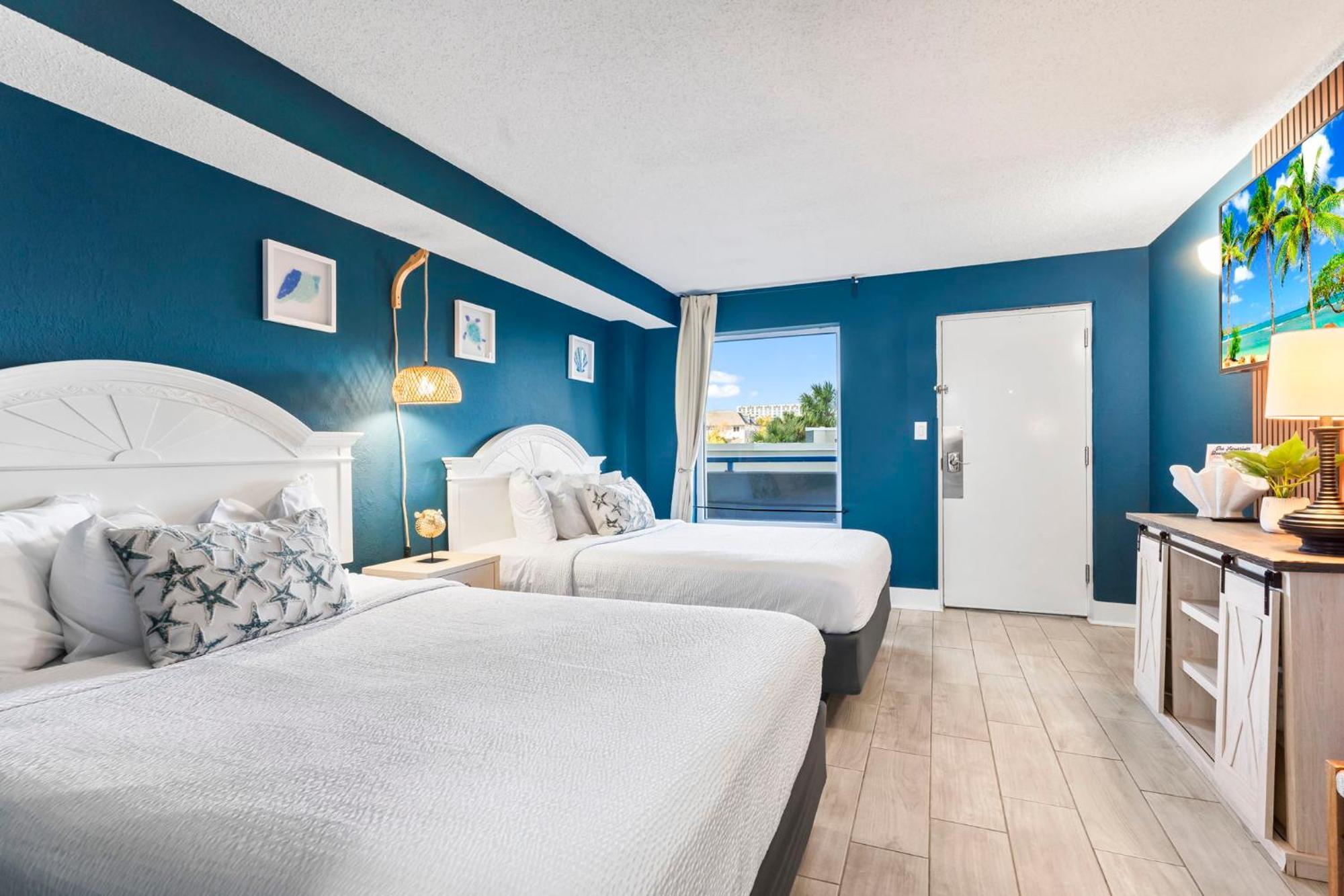 Recently Remodeled Double Queen Condo- Oceanfront Views! Boardwalk 135 マートルビーチ エクステリア 写真