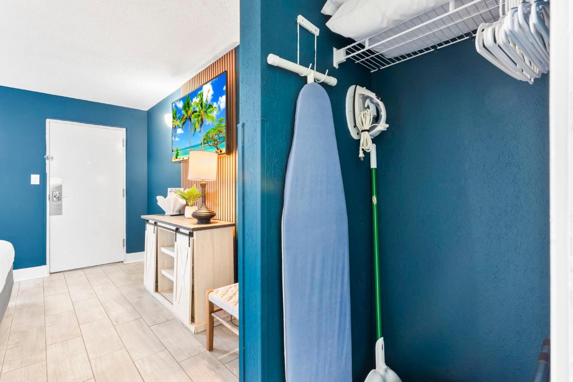 Recently Remodeled Double Queen Condo- Oceanfront Views! Boardwalk 135 マートルビーチ エクステリア 写真