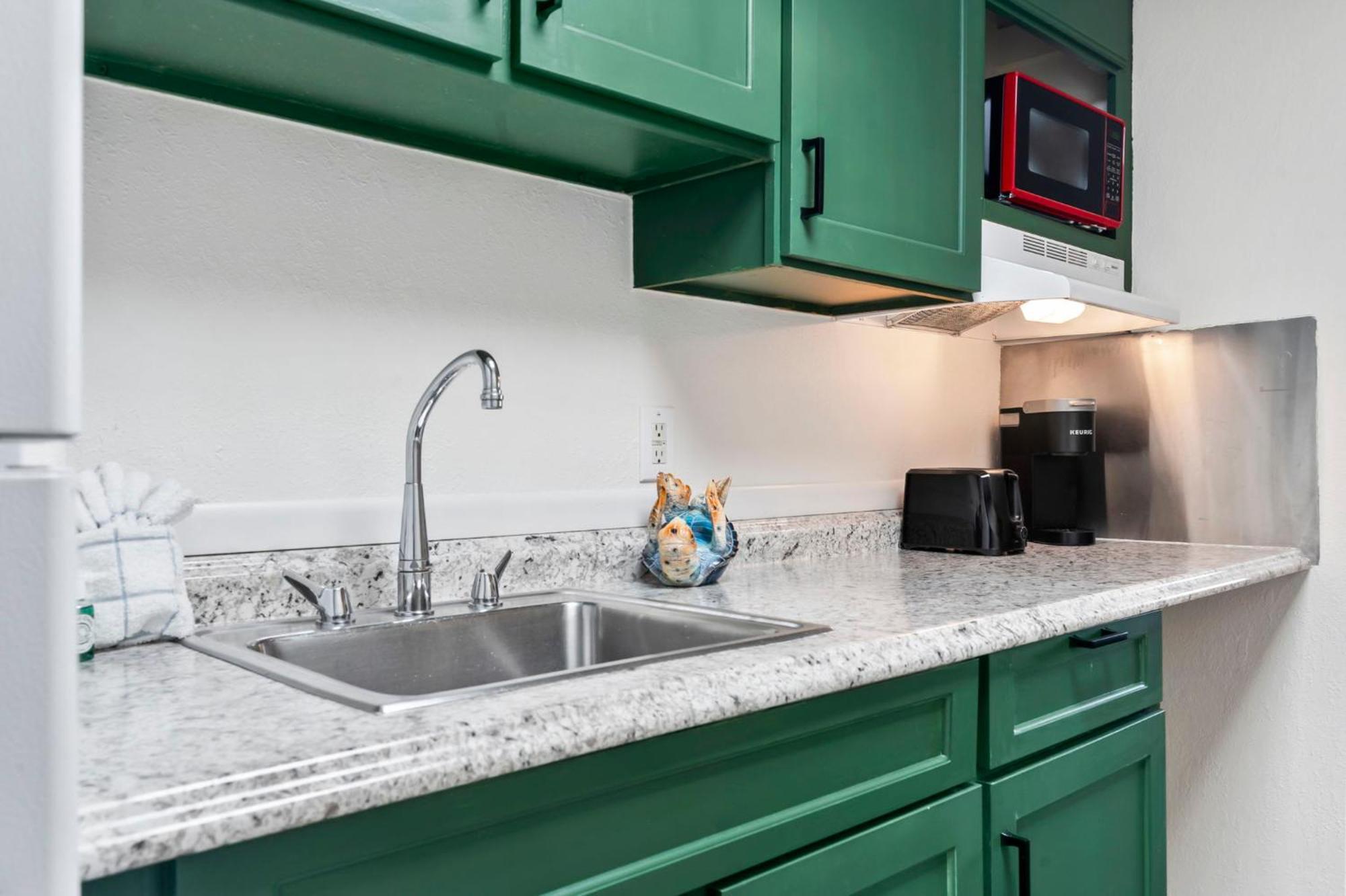 Recently Remodeled Double Queen Condo- Oceanfront Views! Boardwalk 135 マートルビーチ エクステリア 写真