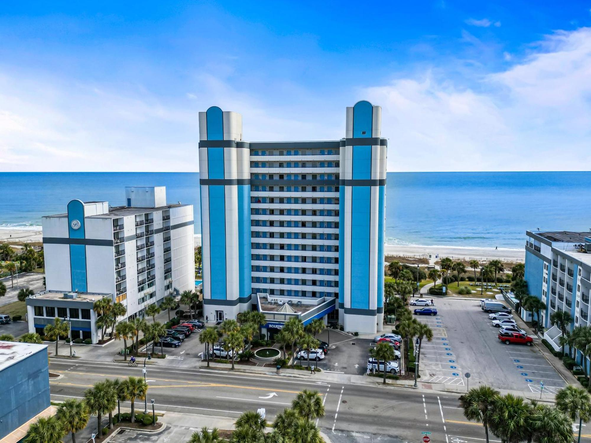 Recently Remodeled Double Queen Condo- Oceanfront Views! Boardwalk 135 マートルビーチ エクステリア 写真